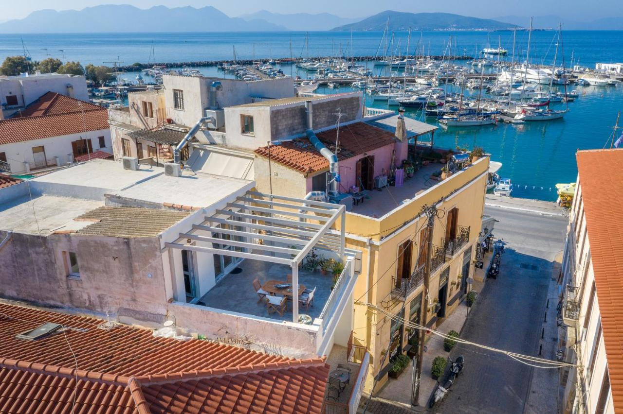The Roof - Flat Sea View In Aegina Town Lägenhet Exteriör bild
