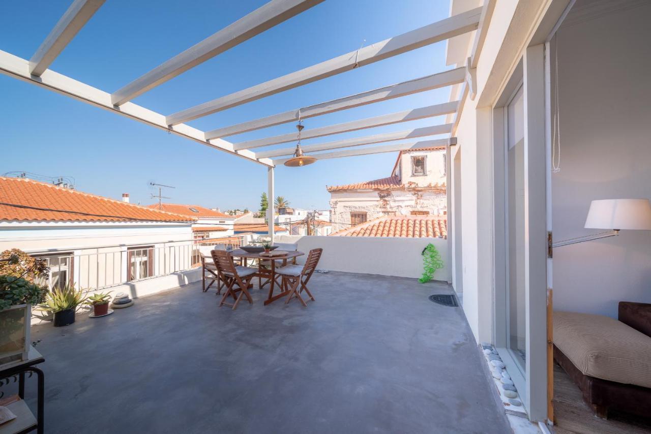 The Roof - Flat Sea View In Aegina Town Lägenhet Exteriör bild